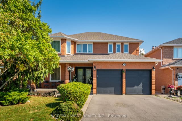 Detached at 98 Arrowhead Drive, Vaughan, ON L4L 4A5