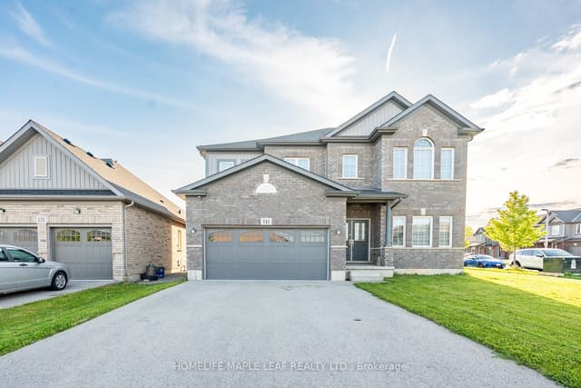 Detached at 141 Crow Street, Welland, ON L3B 5N8