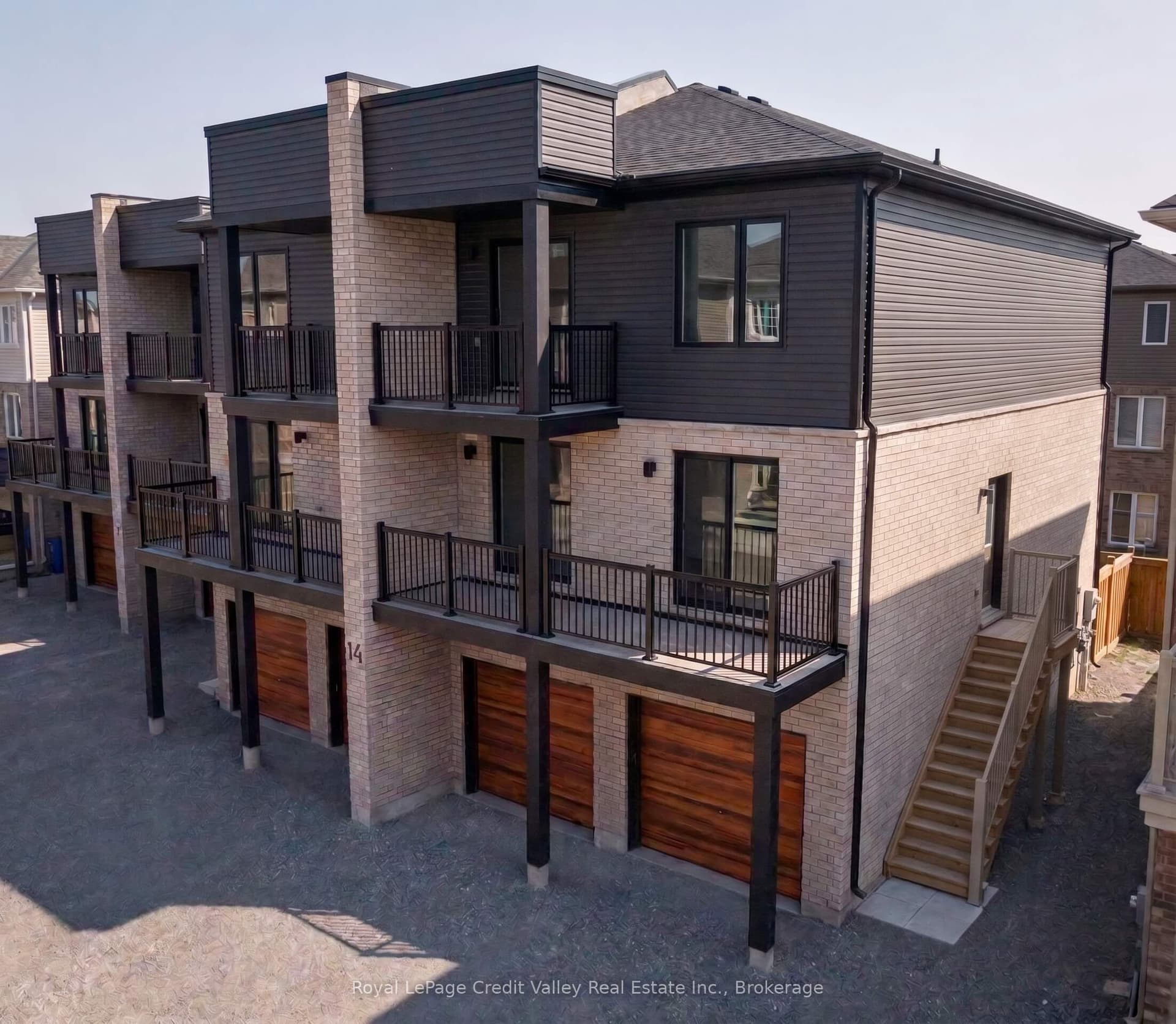 Suite 5, Unit 5 · 14 Wagon Lane E