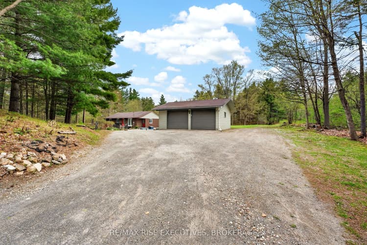 2405 Rideau Ferry Road