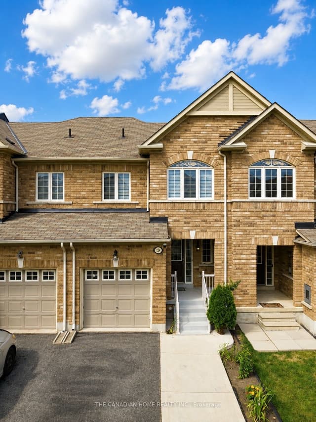 Att/Row/Townhouse at 124 Tomabrook Crescent, Brampton, ON L6R 0V5