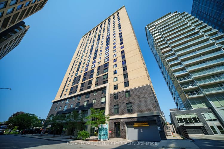 105 Champagne Avenue