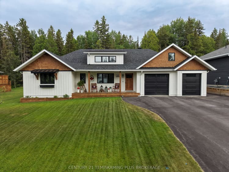 273 Cosman Crescent