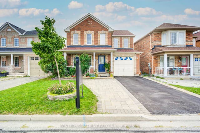 Detached at 24 William Grant Road, Markham, ON L6E 1R7