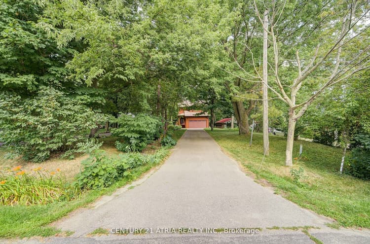 2671 Thickson Road