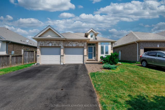 Detached at 18 Willson Crossing Court, Pelham, ON L3E 0P8
