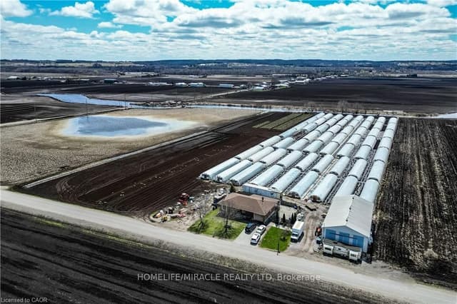 Farm at 331 Tornado Drive, Bradford West Gwillimbury, ON L3Z 2A6