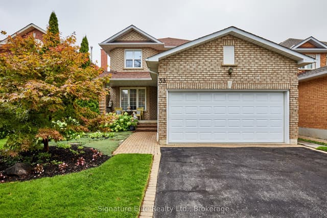 Detached at 33 Waller Street, Whitby, ON L1R 1Z8