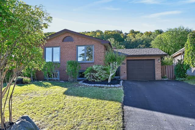 Detached at 100 Marcella Crescent, Hamilton, ON L8K 6G1