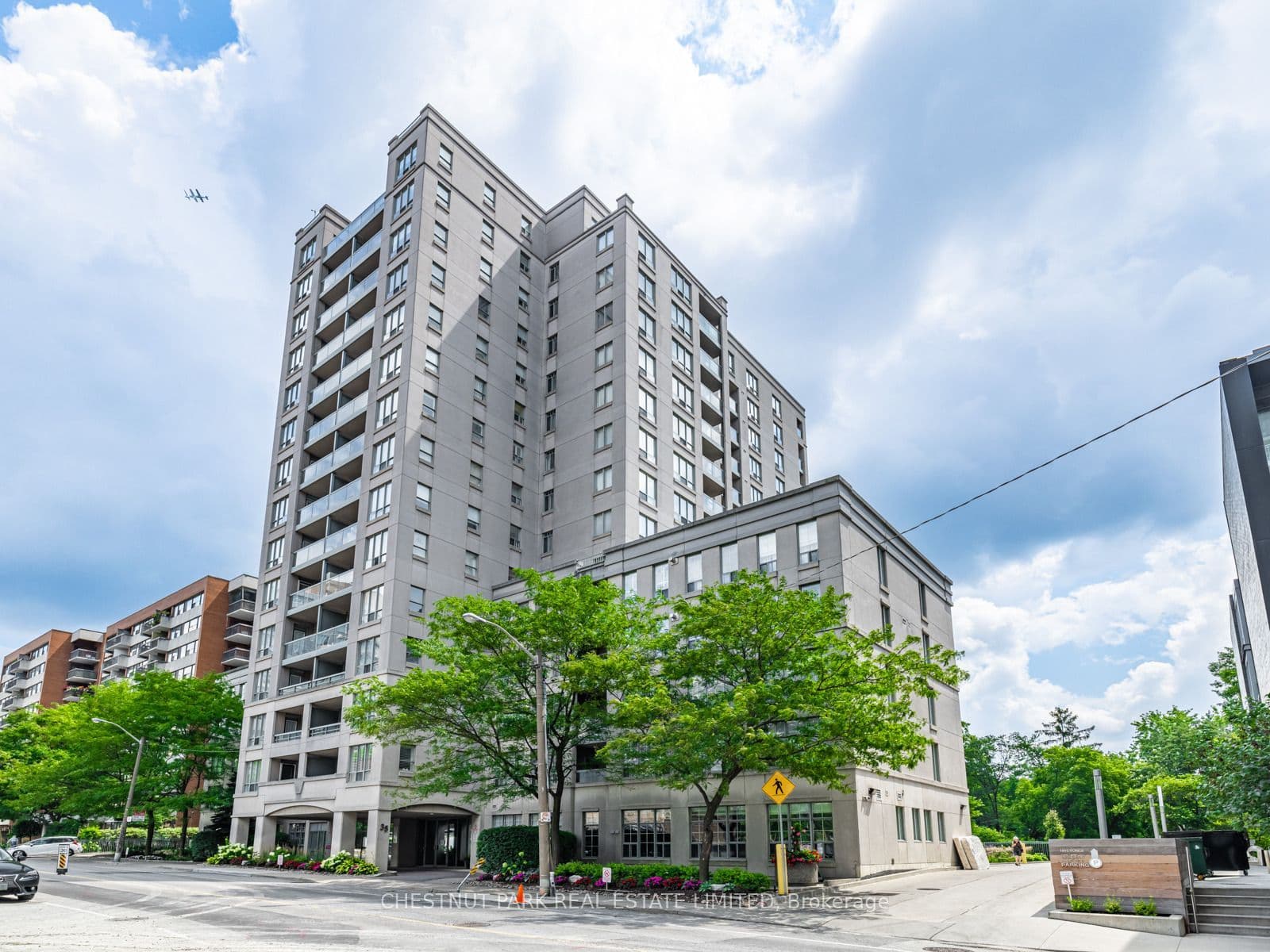 Suite 505 · Floor 5, Unit 505 · 35 Merton St