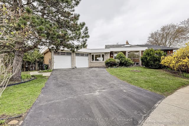 Semi-Detached at 2 Leita Court, Toronto, ON M9A 4W2, Toronto W08