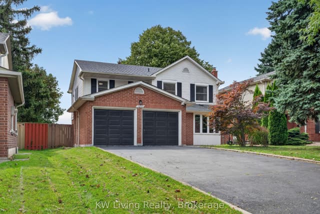 Detached at 3253 Sir Johns Homestead S, Mississauga, ON L5L 2N7
