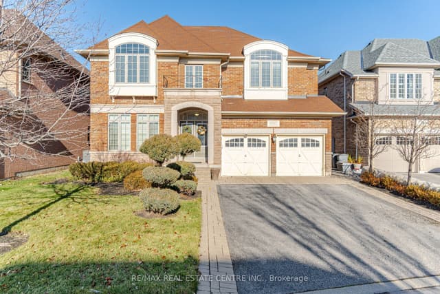 Detached at 2327 Lyndhurst Drive, Oakville, ON L6H 7V5