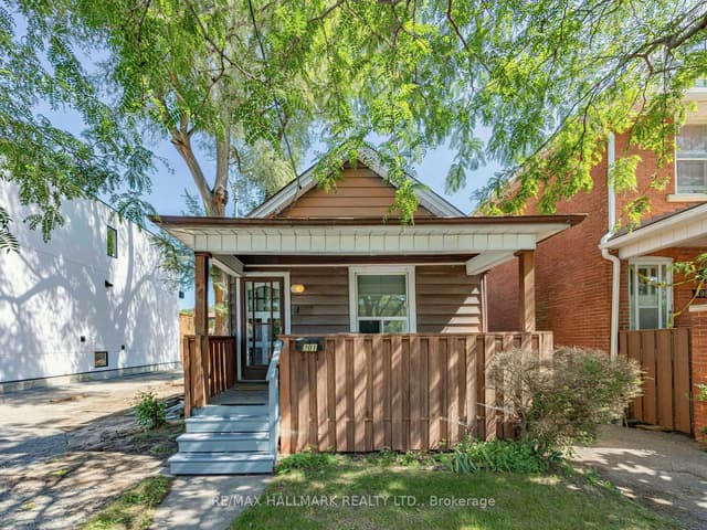 Detached at 201 Linsmore Crescent, Toronto, ON M4J 4L5, Toronto E03