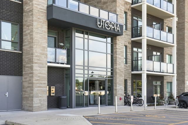 Condo Apartment at 5055 Greenlane Road 425, Lincoln, ON L3J 2J3