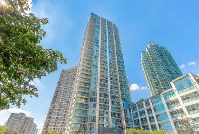 Condo Apartment at 225 Webb Drive 1008, Mississauga, ON L5B 4P2