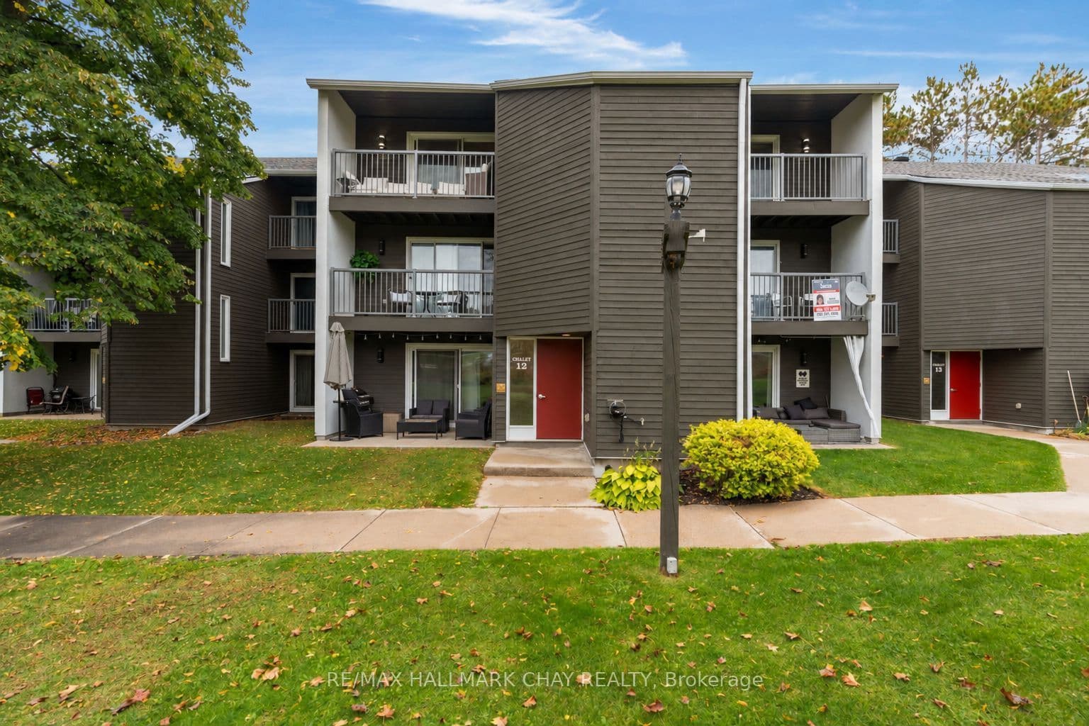 Suite 312 · Floor 3, Unit 312 · 1102 Horseshoe Valley Rd W