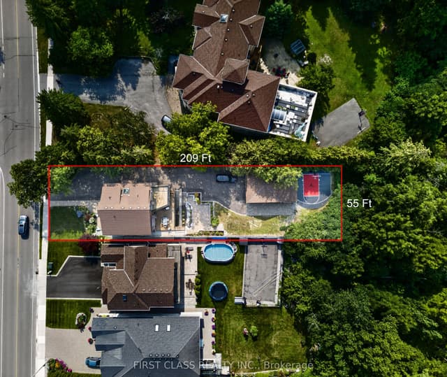 Detached at 302 Brookside Road, Richmond Hill, ON L4C 0K8