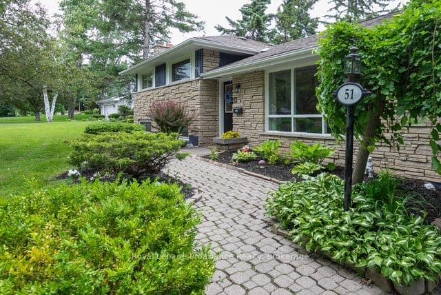 Detached at 51 Selena Avenue, Belleville, ON K8P 4C5