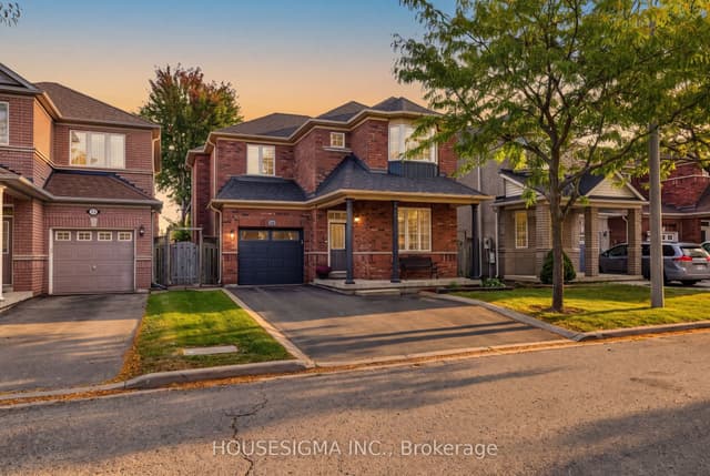 Detached at 23 Battleford Avenue, Vaughan, ON L4H 2L3