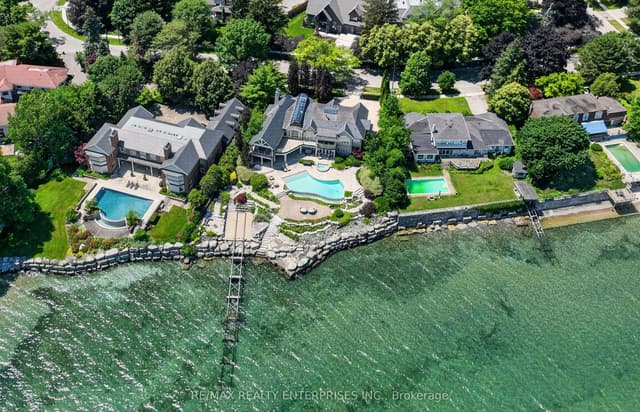 Detached at 1500 Watersedge Road, Mississauga, ON L5J 1A4