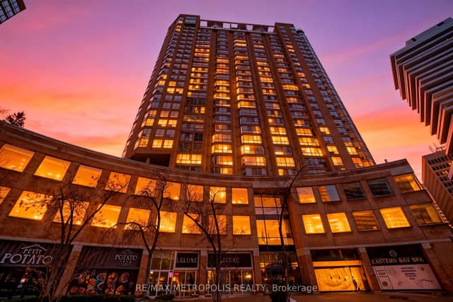 Office at 1033 Bay Street 320 A, Toronto, ON M5S 3A5, Toronto C01