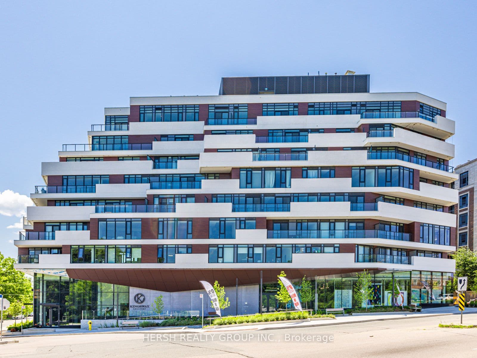 Suite 608 · Floor 6, Unit 608 · 160 Kingsway Cres