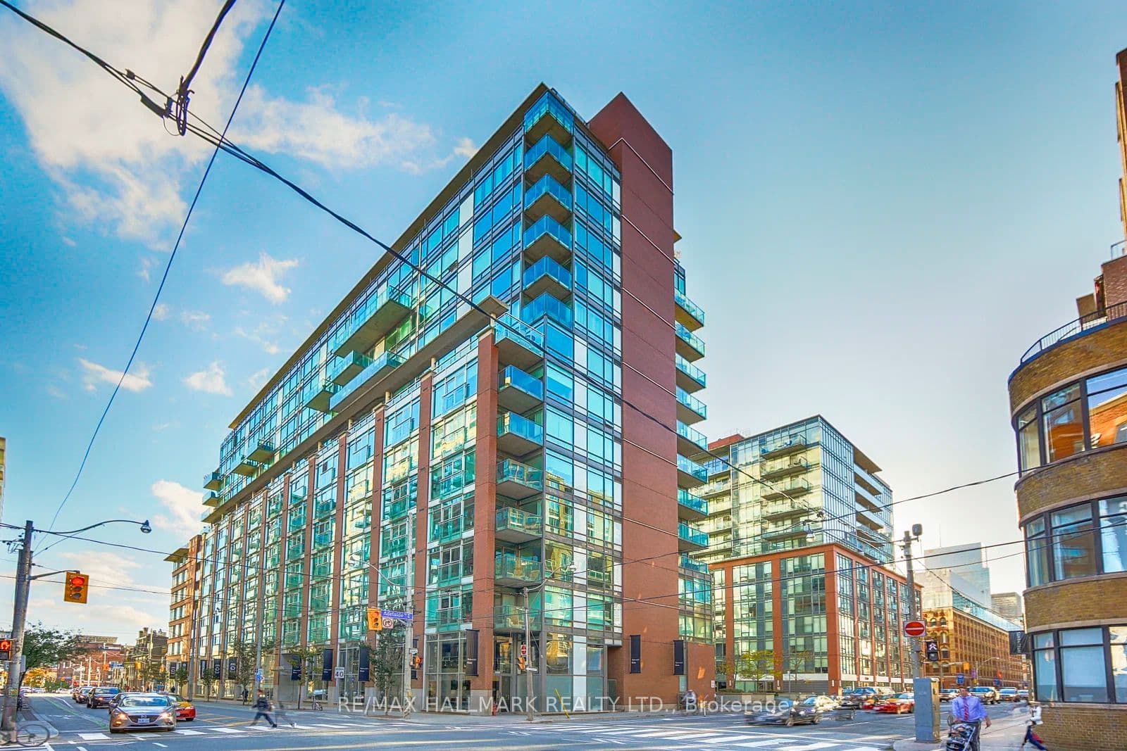 Suite 728 · Floor 7, Unit 728 · 333 Adelaide St E