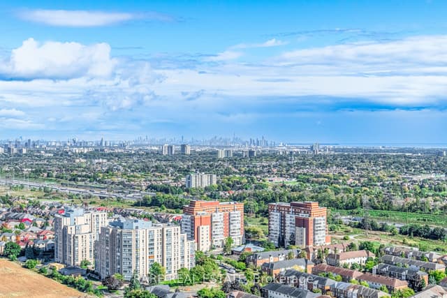 Condo Apartment at 25 Kingsbridge Garden Circle TPH6, Mississauga, ON L5R 4B1