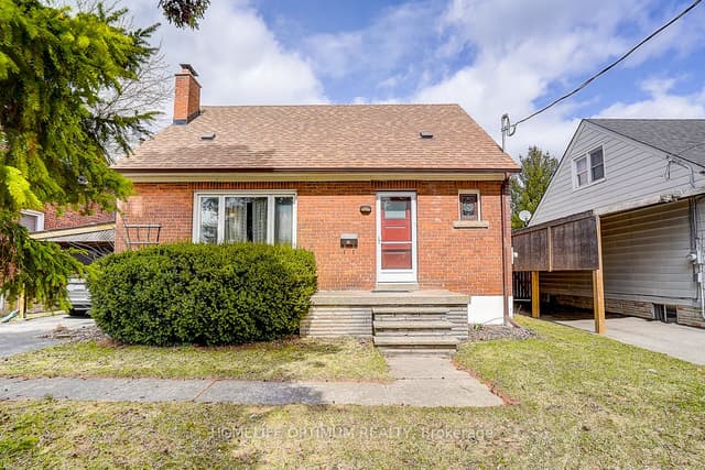 Detached at 16 Ayre Point Road, Toronto, ON M1M 1G5, Toronto E08