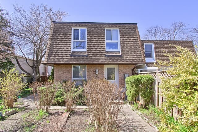 Att/Row/Townhouse at 5 Penwick Crescent, Richmond Hill, ON L4C 5B3