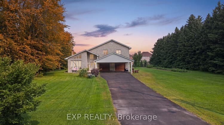 104 Sideroad 18 Road