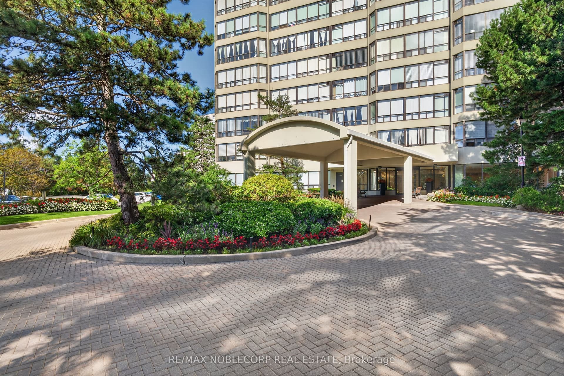 Suite 1603 · Floor 16, Unit 1603 · 22 Hanover Rd