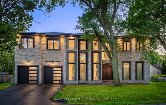 Detached at 606 Stephens Crescent, Oakville, ON L6K 1Y3
