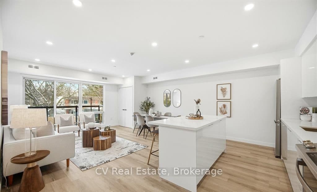 Suite 403 · Floor 4, Unit 403 · 61 Orchard Pk