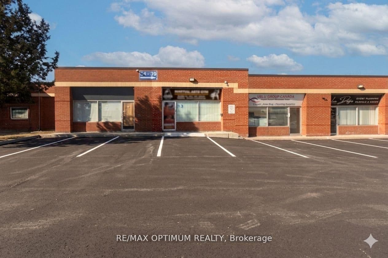 Unit 53 · 3045 Southcreek Rd