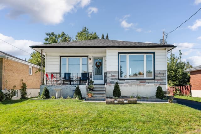 Detached at 1108 Daly Avenue, Cornwall, ON K6J 4V8