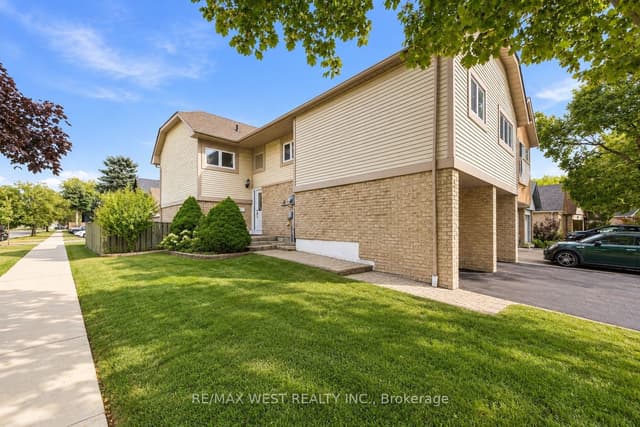 Detached at 2 Ackrow Court, Toronto, ON M9C 5C4, Toronto W08
