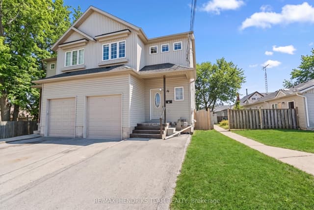 Semi-Detached at 2 Townline Road E, Thorold, ON L2V 2C3