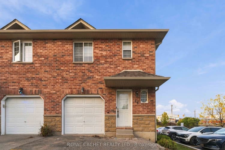 39 Pinewoods Drive