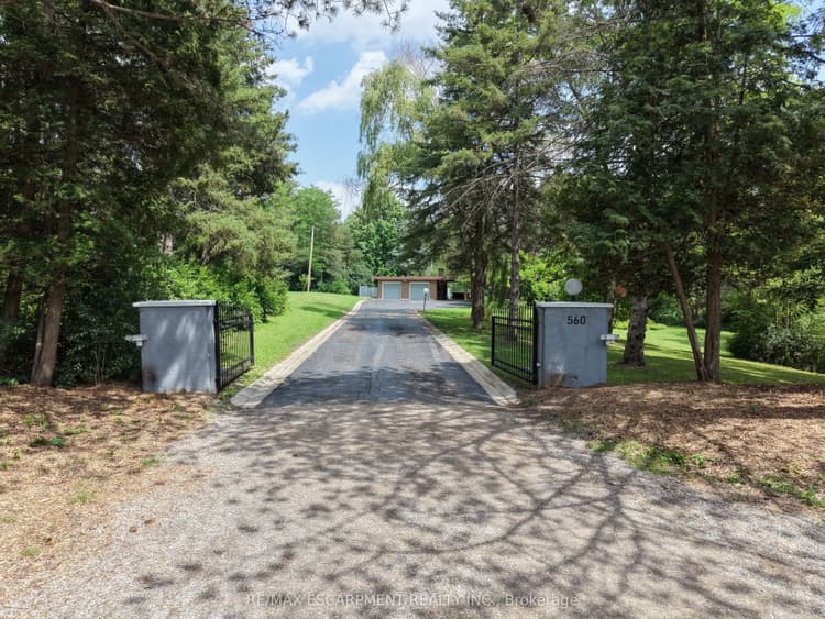 560 CRANE Court