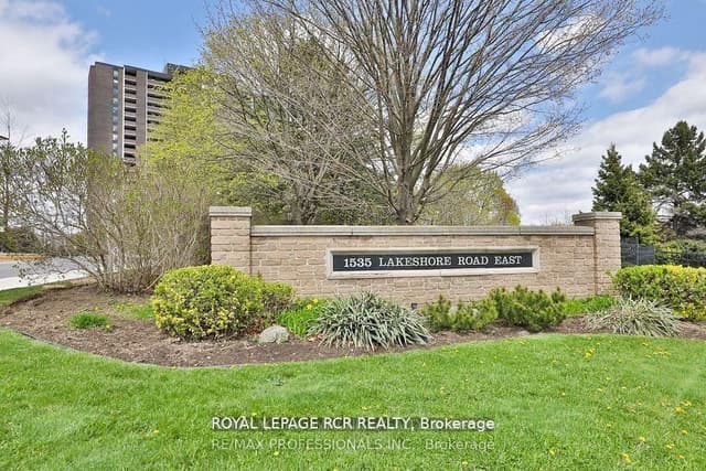Condo Apartment at 1535 Lakeshore Road E 205, Mississauga, ON L5E 3E2