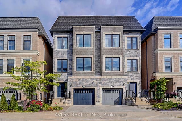 Semi-Detached at 32 Mcgurran Lane, Richmond Hill, ON L4B 0G8