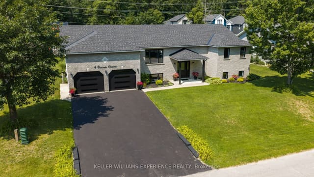 Detached at 4 Downer Crescent, Wasaga Beach, ON L9Z 1B9