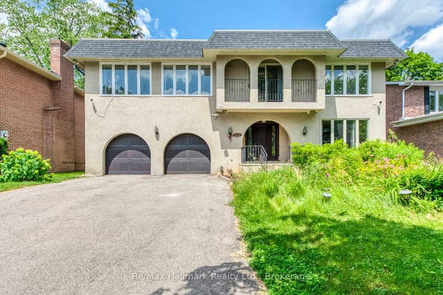 Detached at 2251 Bennington Gate, Oakville, ON L6J 5Z3