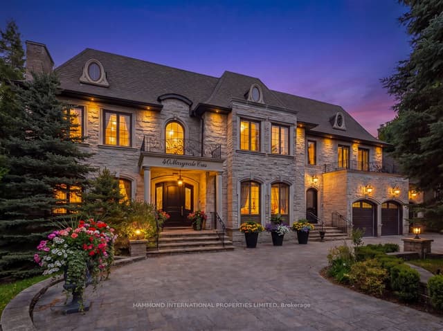 Detached at 40 Maryvale Crescent, Richmond Hill, ON L4C 6P8