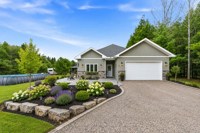 Detached at 12 Eastern Avenue, Greater Madawaska, ON K0J 2R0