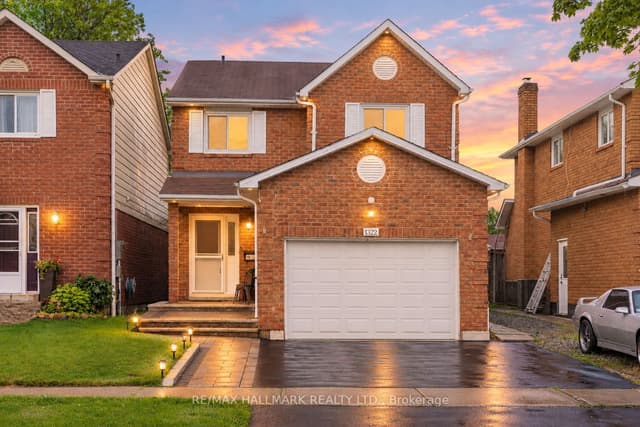Detached at 1322 Redwood Lane, Pickering, ON L1X 1C5
