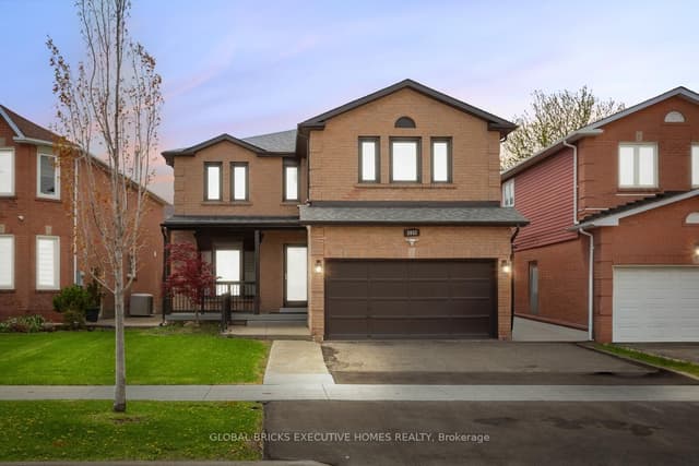Detached at 5952 Grossbeak Drive, Mississauga, ON L5N 6B3