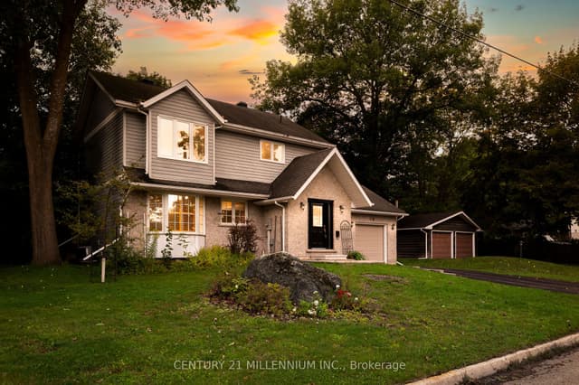 Detached at 50 Margaret Street, Orangeville, ON L9W 2N6